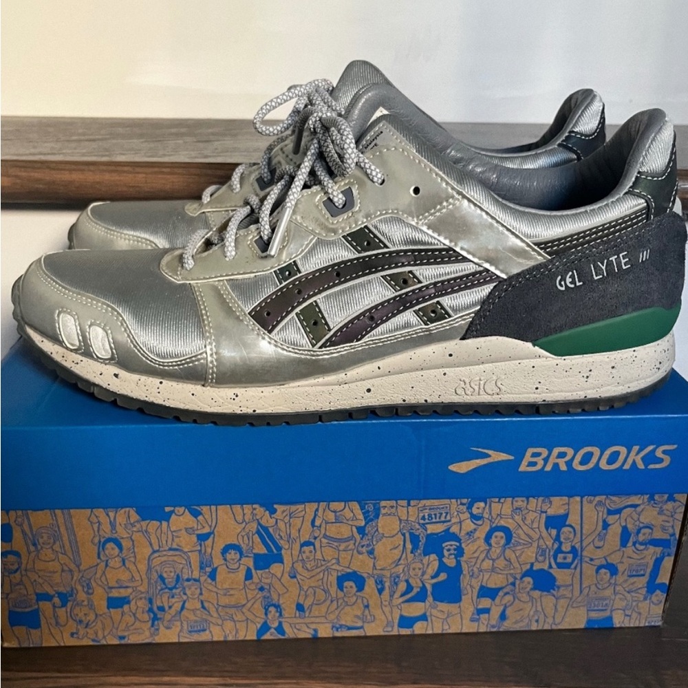 ASICS Gel Lyte III x HUNDRED% x SneakerLAH Lah Kuala Lumpur Twin Towers size 11 - Picture 5 of 7